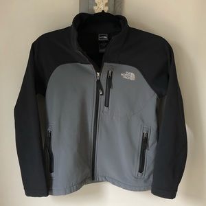 North Face boys medium weight jacket